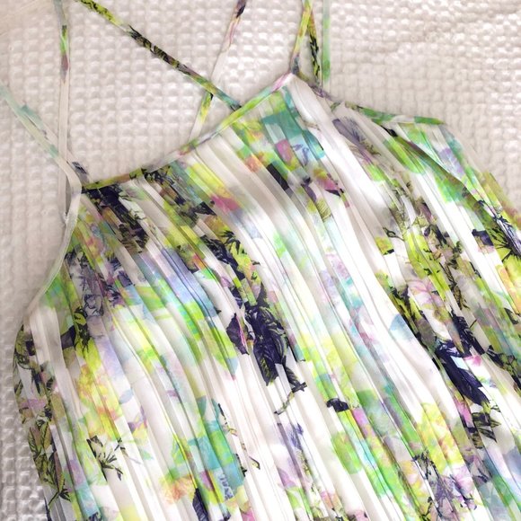 BCBG Pleated Dress - Glitchy Floral - Picture 3 of 6